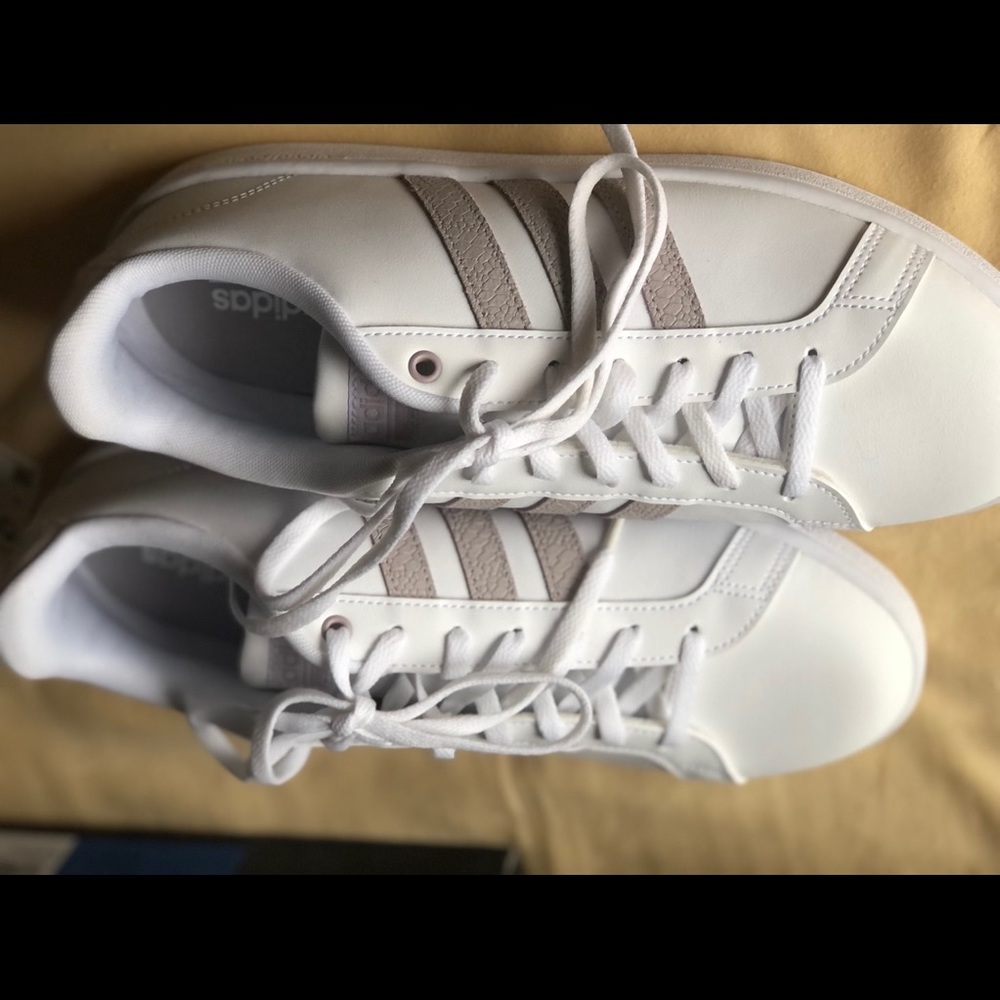 Adidas women shoes